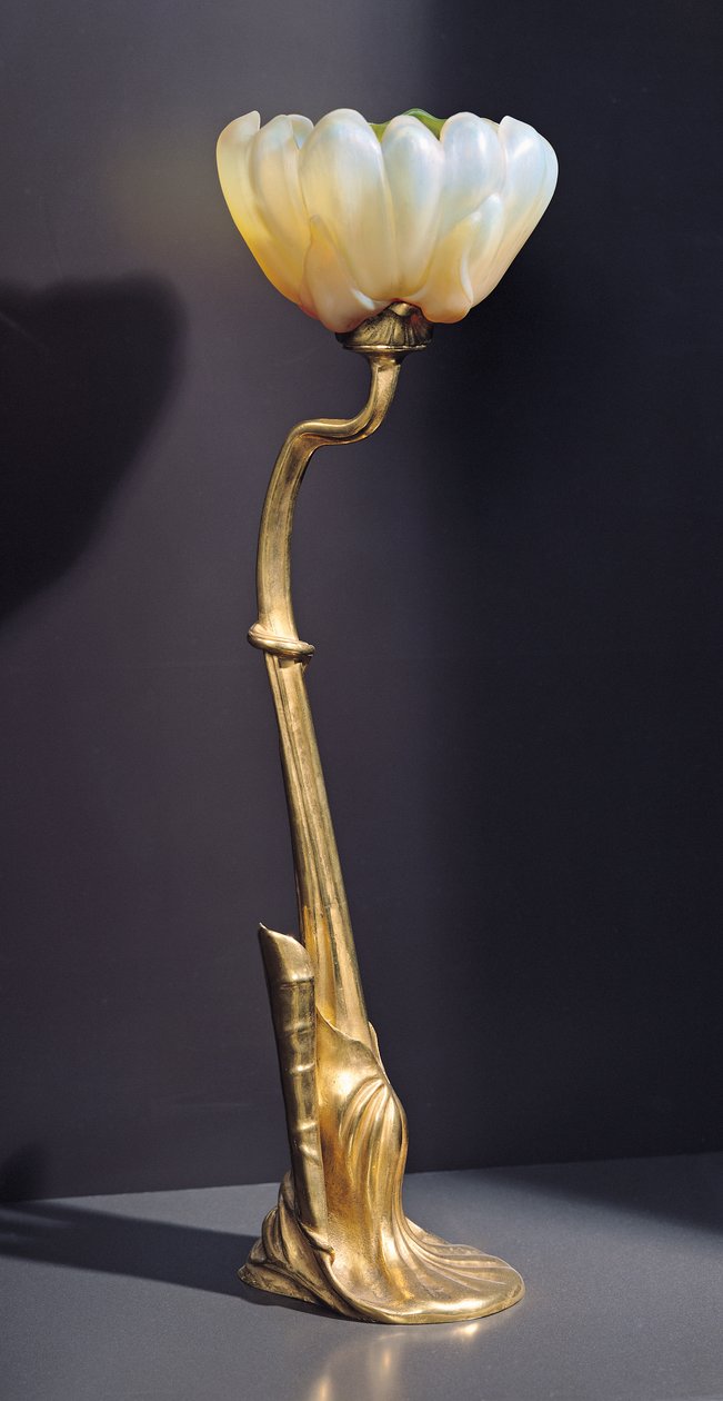 Lâmpada Nenuphar, c.1902 (bronze dourado e vidro) de Louis Majorelle