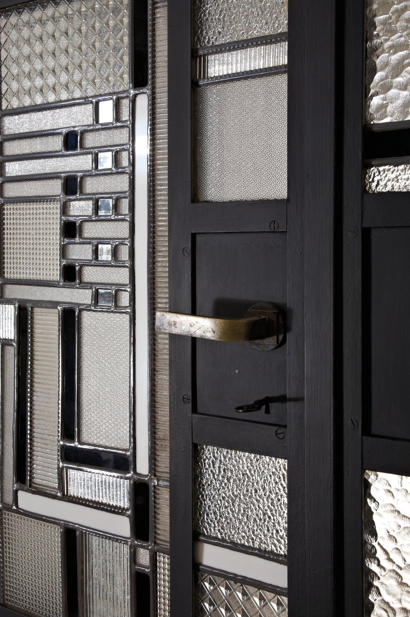 Conjunto de portas, c.1928 (vidro e ferro patinado) de Louis Barillet