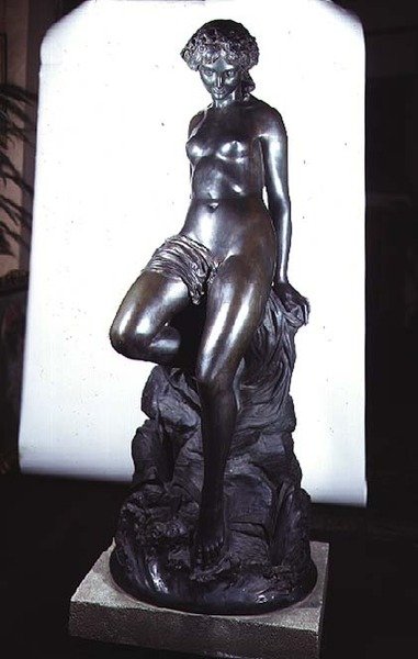 Sara, a Banhista (bronze) de Louis Charles Hippolyte Buhot
