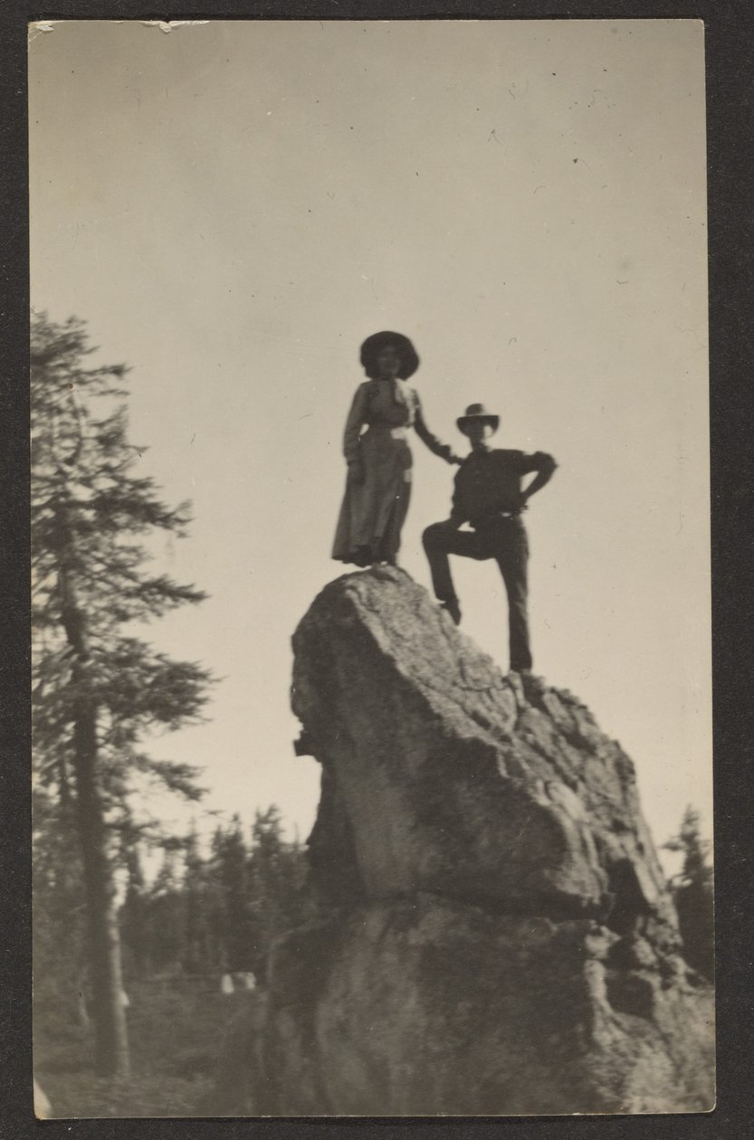 [Figuras em Rocky Peak] de Louis Fleckenstein