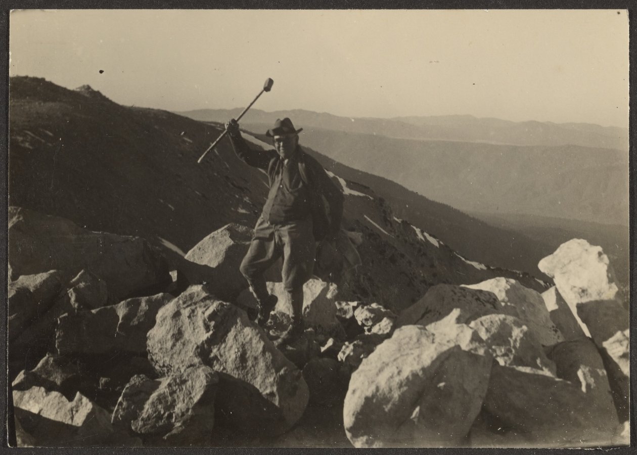 [Fleckenstein on Rocks] de Louis Fleckenstein
