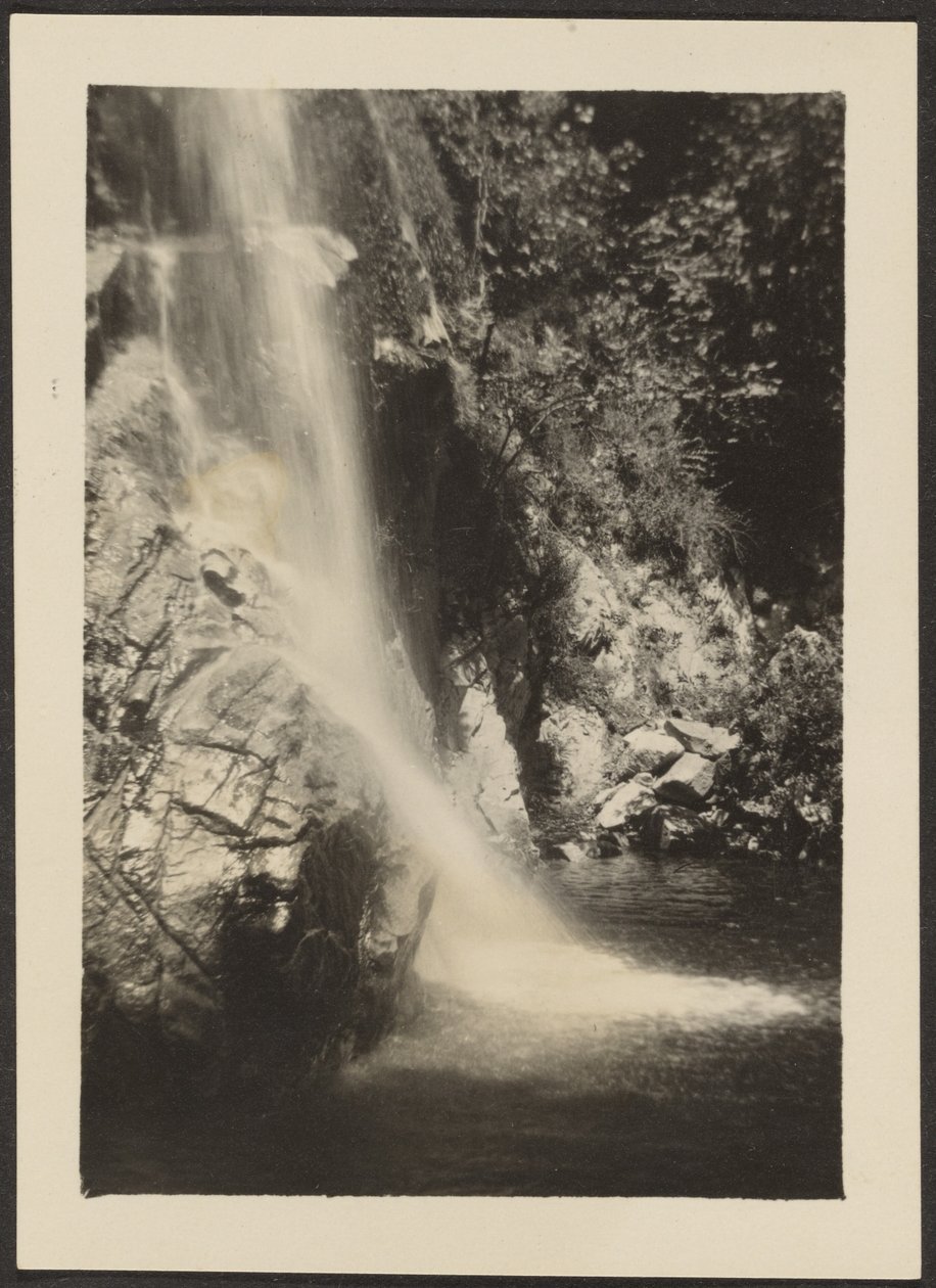 [Paisagem com cascata]. de Louis Fleckenstein