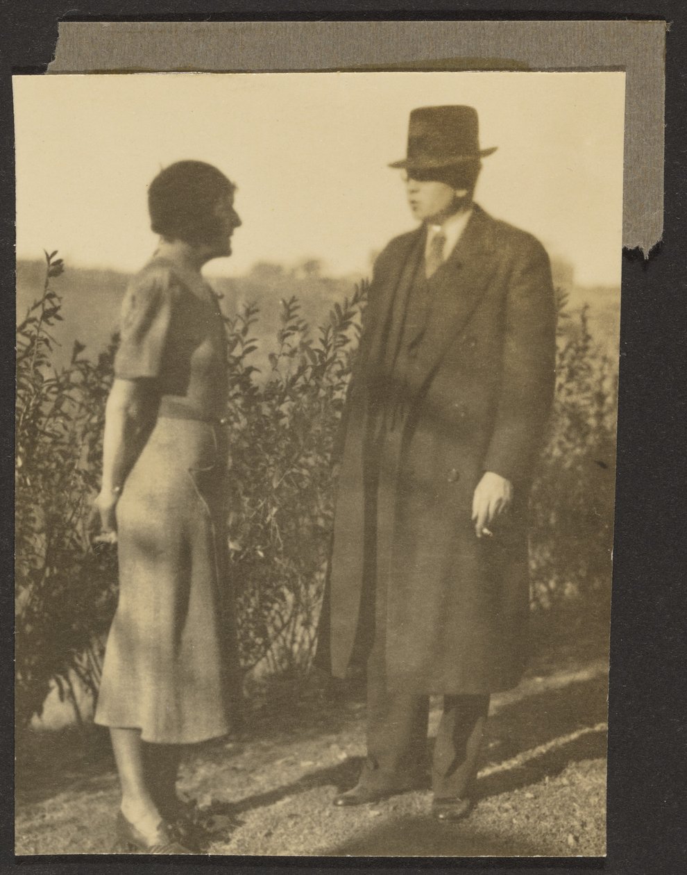 [Homem e mulher na sebe]. de Louis Fleckenstein