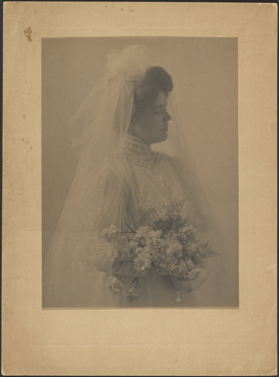[Retrato de uma noiva com bouquet]. de Louis Fleckenstein