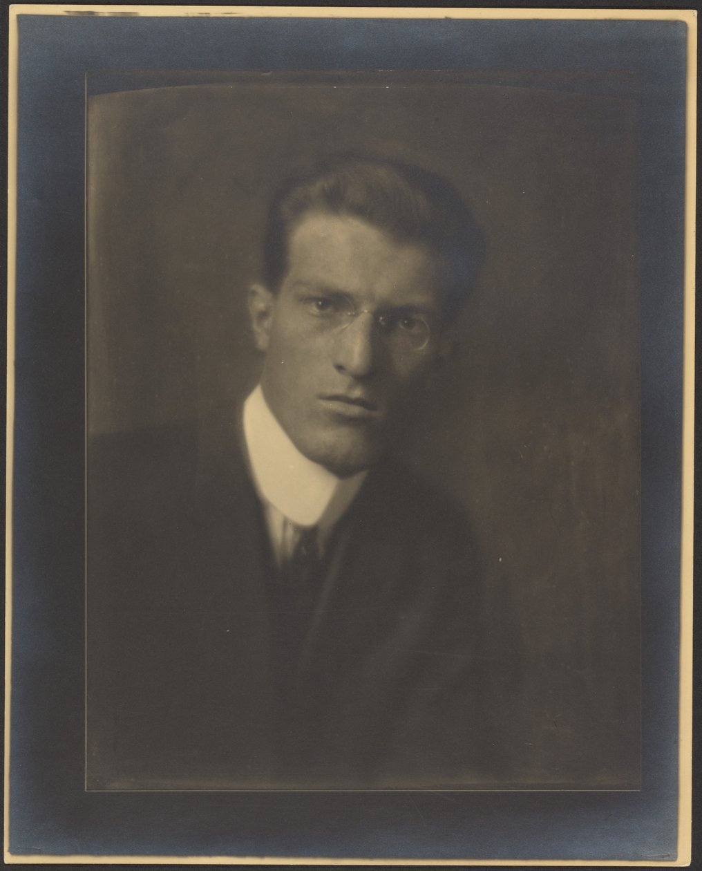 [Retrato de um homem com colarinho alto] de Louis Fleckenstein