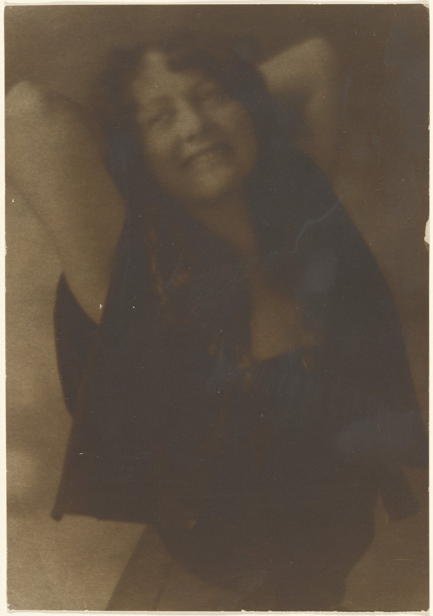 [Retrato de uma mulher com os braços atrás da cabeça] de Louis Fleckenstein