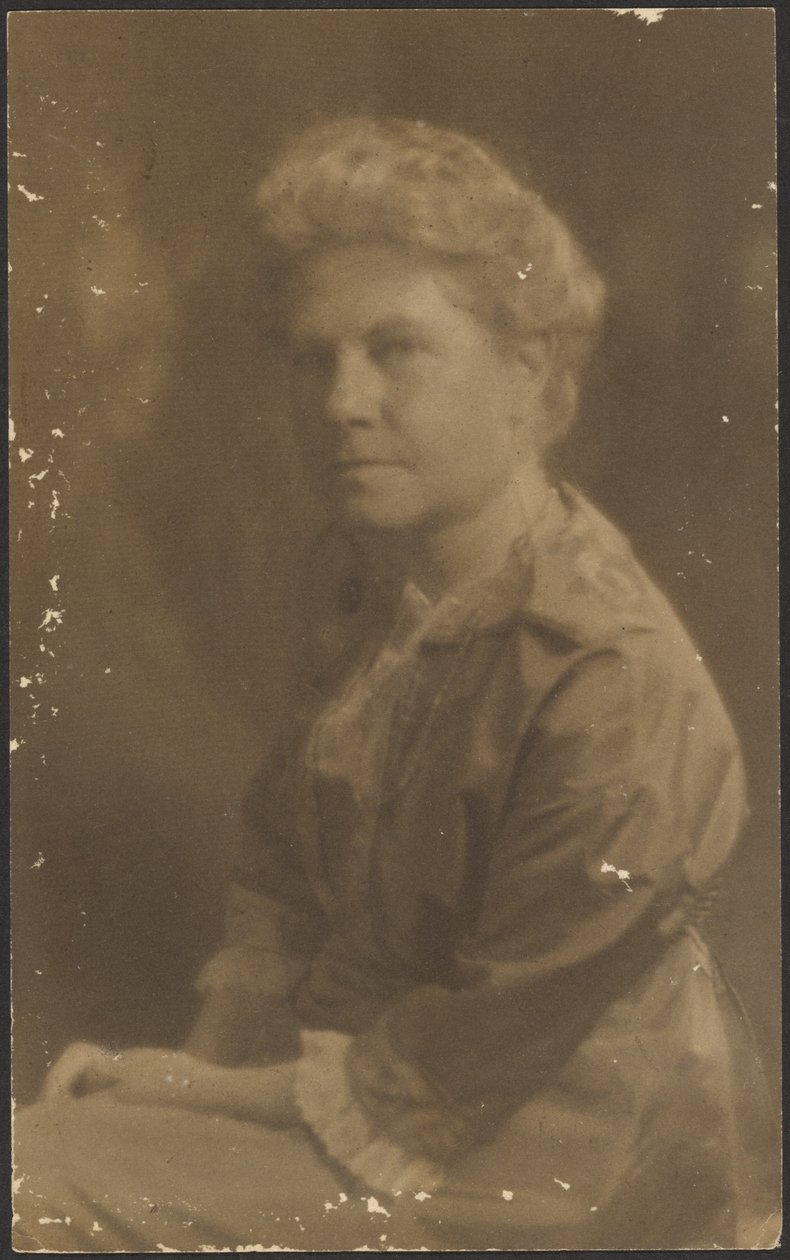 [Retrato de uma mulher com punhos de renda] de Louis Fleckenstein