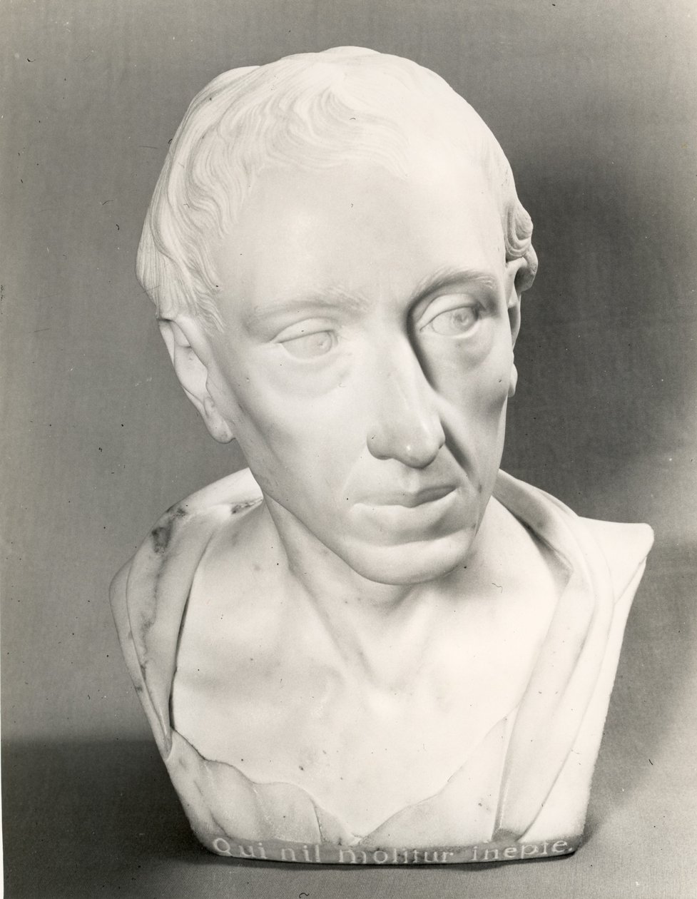 Busto de Alexander Pope (mármore) de Louis Francois Roubillac