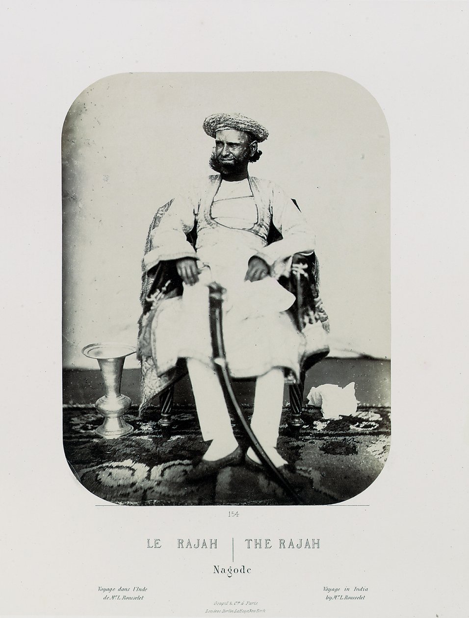 Um Royal Natch na Ilha de Jug Navas Oudeypour; O Rajah, c.1865-68 (impressão de albumina) de Louis Rousselet