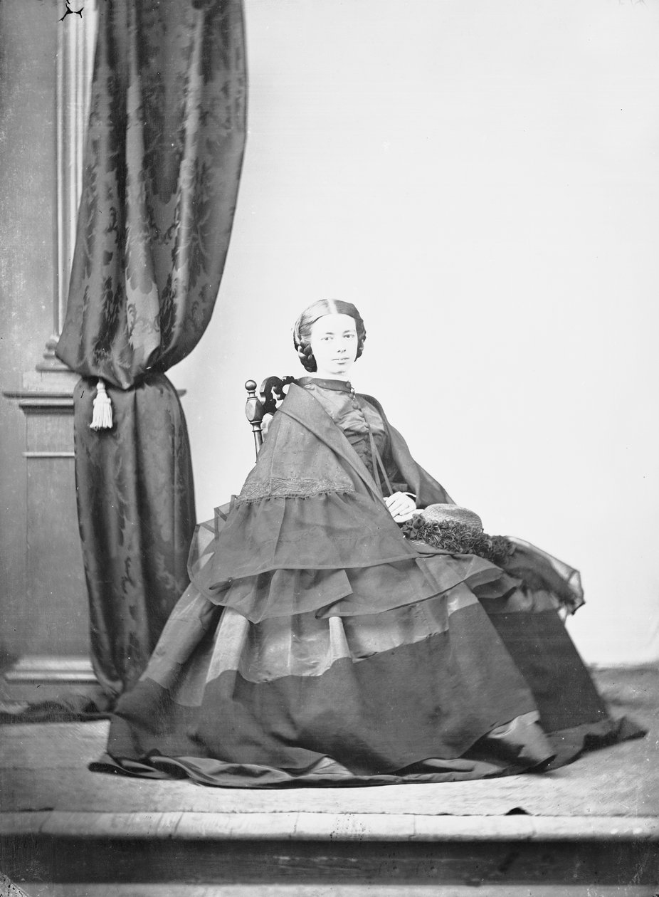 Retrato de um nobre romano posando em uma foto de estúdio de Ludovico Tuminello