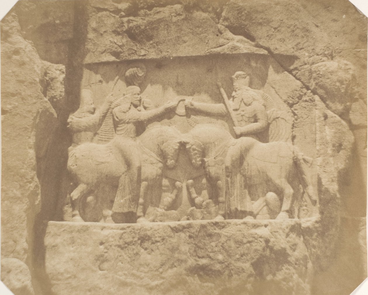 Bas Relief at Nakshi Rustam, 1858. de Luigi Pesce
