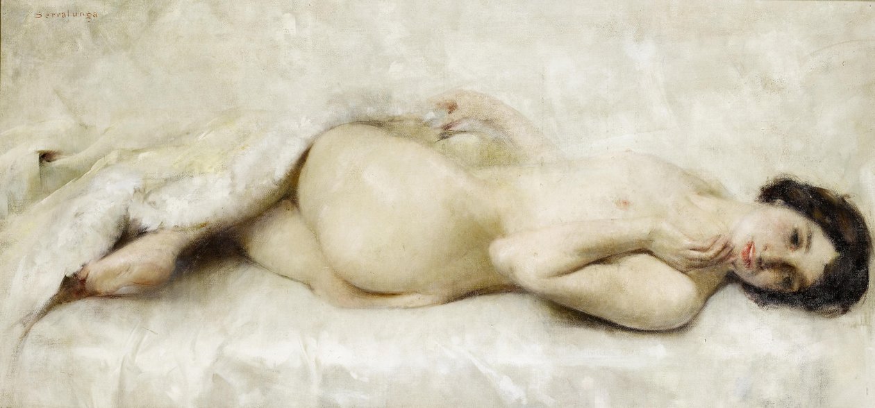 Nua reclinada. de Luigi Serralunga
