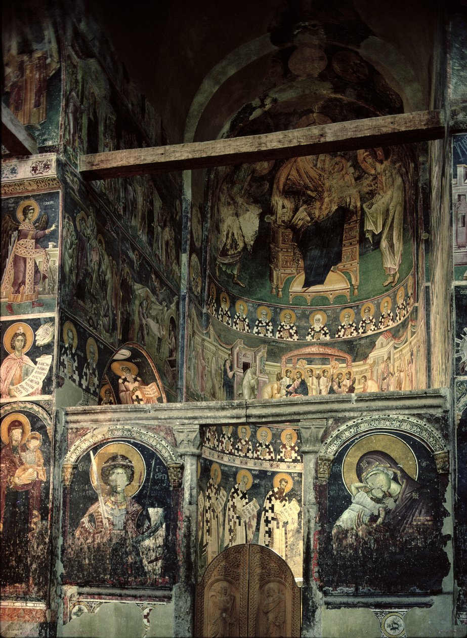 Iconostasis e abside, afrescos pintados 1313 de Macedonian School