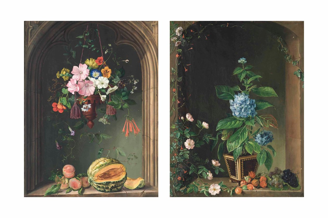 Chagas, convolvulus, gerânios, petúnias e outras flores em um jarro suspenso sob um arco sobre pêssegos e um melão; e Hortênsias, rosas, heras, uvas e outras flores em arco (óleo sobre tela) de Marie Auersperg
