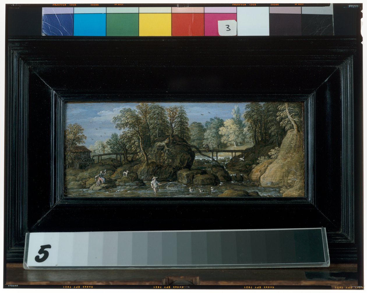 Uma paisagem com um moinho de água, uma ponte que atravessa um rio e um pescador com uma rede em primeiro plano de Marten Ryckaert
