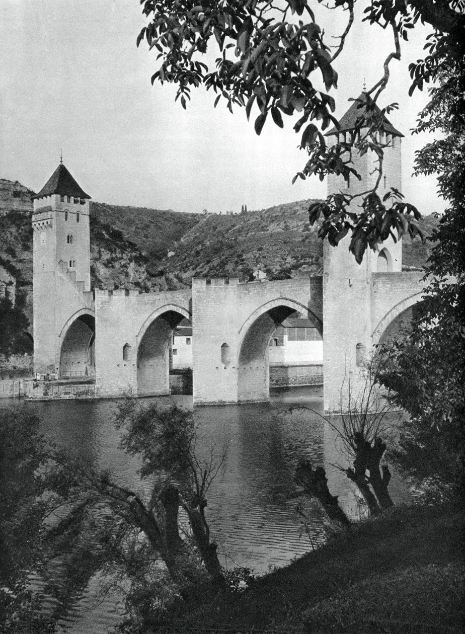 Pont Valentre, Cahors, França, 1937. de Martin Hurlimann