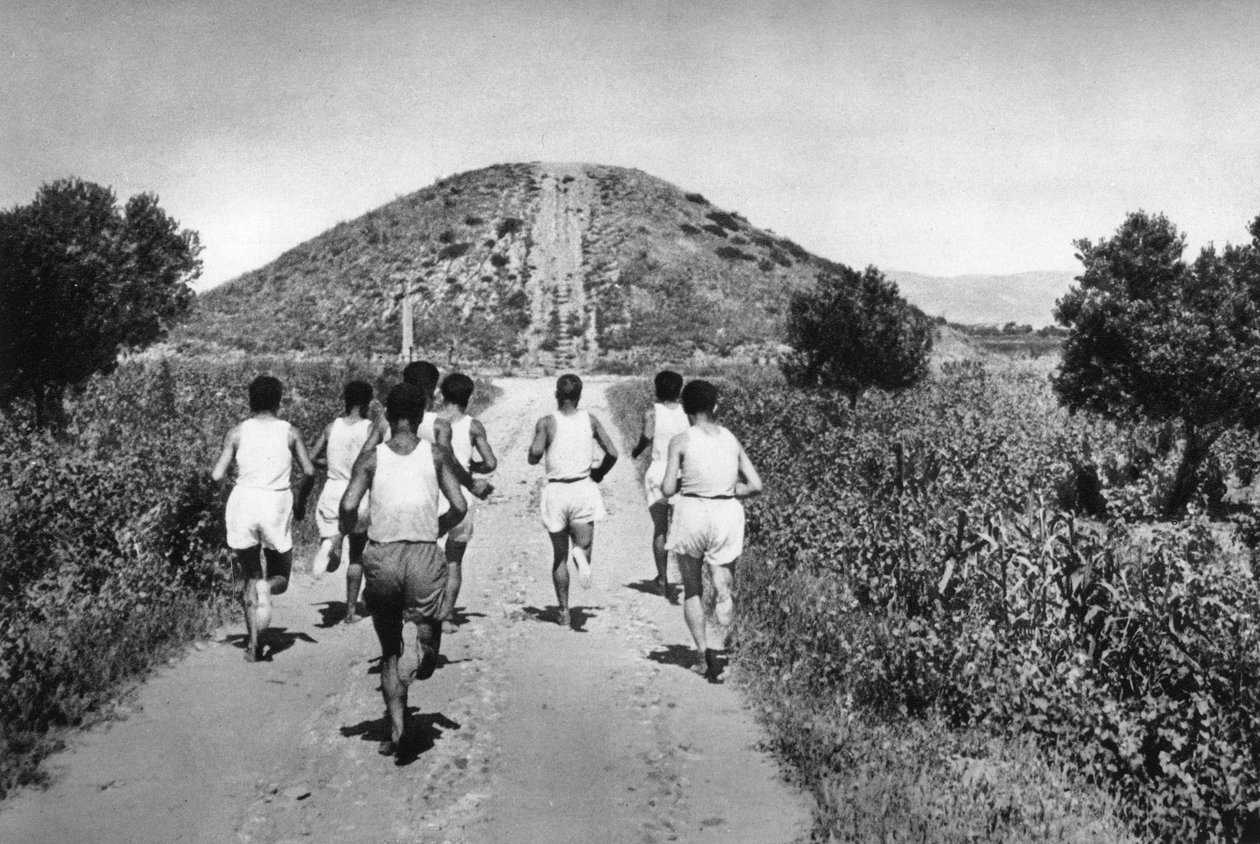 O Tumulus de Maratona, Grécia, 1937. de Martin Hurlimann