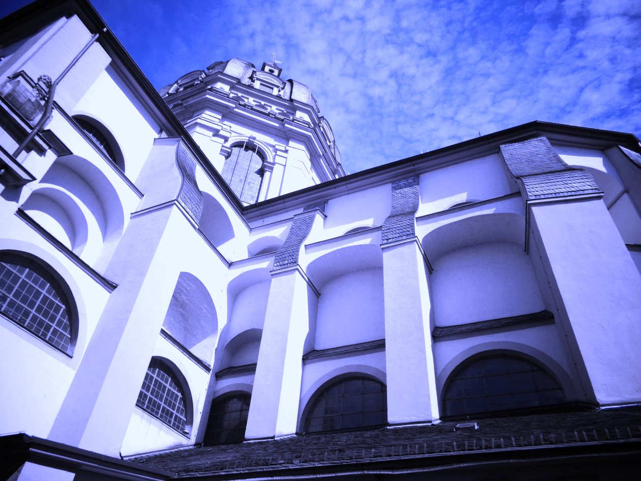 Abadia de Haug em Würzburg (homenagem a A. Petrini) de Martina Konitzky