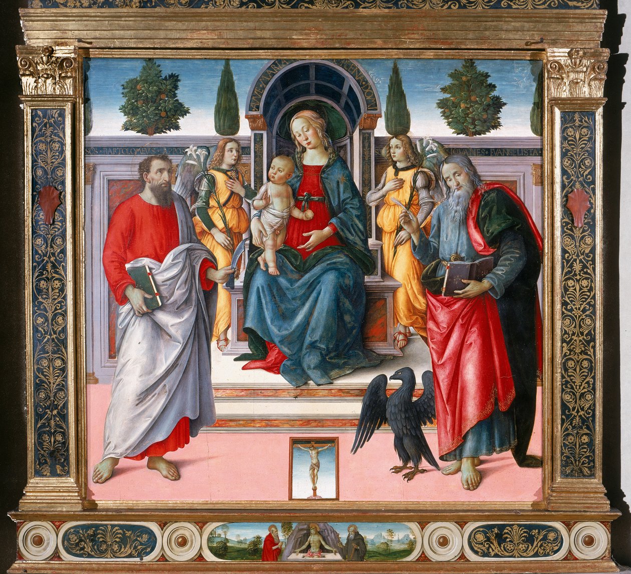 A Madonna e a criança entronada, dois anjos, São Bartolomeu e São João Evangelista. de Master of Santo Spirito Master of Santo Spirito