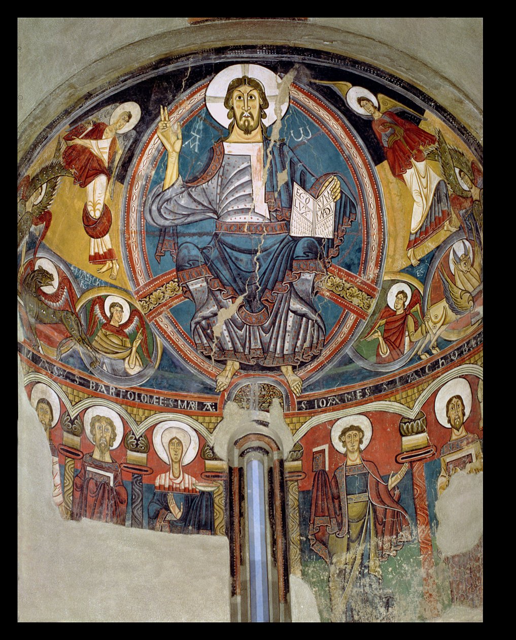 Cristo em Majestade ladeado por serafins e símbolos dos Evangelistas, apse fresco de San Climente em Taull (Tahull) Catalunha, c.1123 (fresco) de Master of Tahull