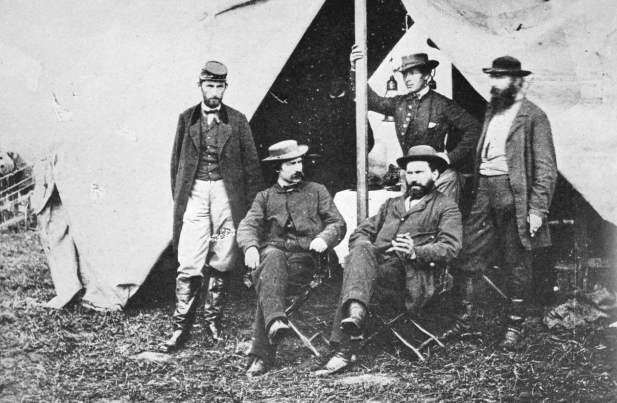 Allan Pinkerton em Antietam após a batalha, 1862 de Mathew B. Brady