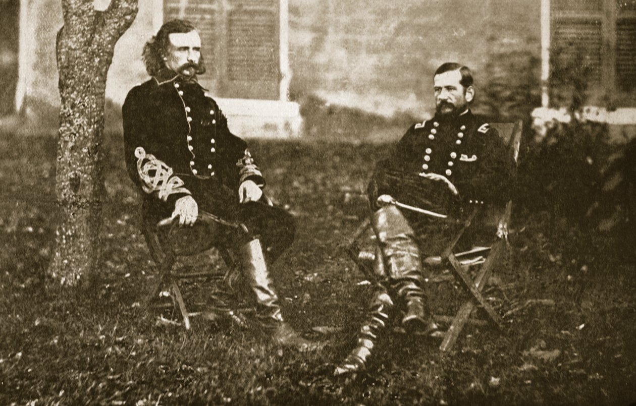 General George A. Custer e General Alfred Pleasonton, 1861-65 de Mathew B. Brady