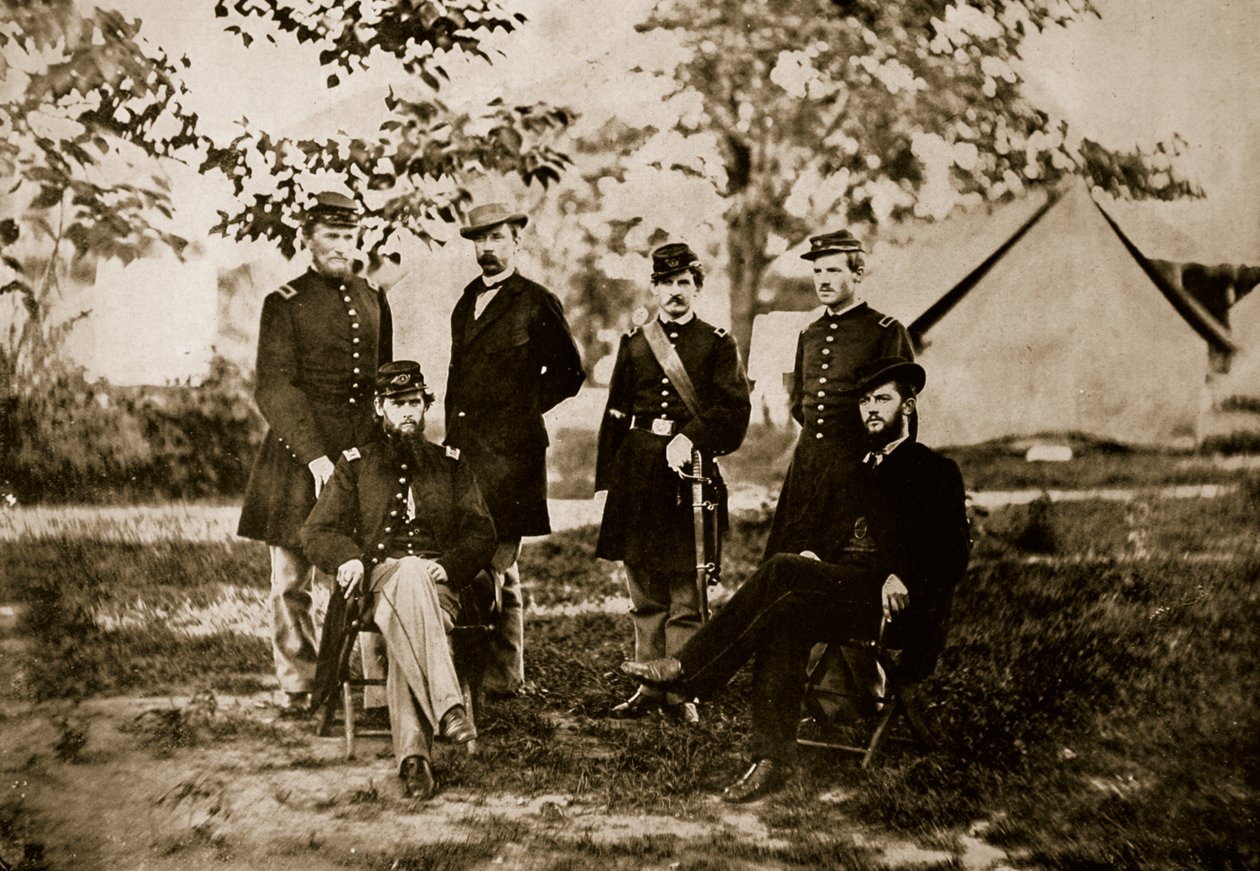 Grupo de oficiais federais desconhecidos, 1861-65 de Mathew B. Brady