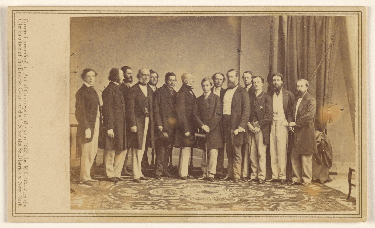 [Retrato de grupo de catorze homens em pé]. de Mathew B. Brady