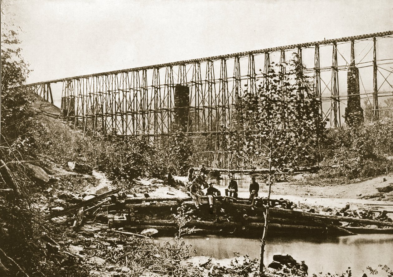 Falling Water Bridge, Nashville e Chattanooga Railroad, 1861-65 de Mathew B. Brady