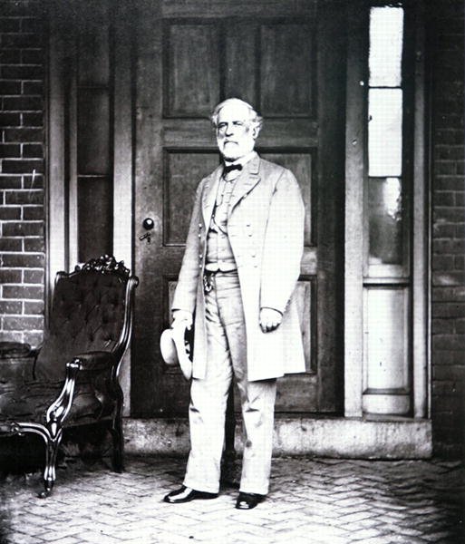 General Robert E. Lee (1807-70) (foto a p/b) de Mathew Brady
