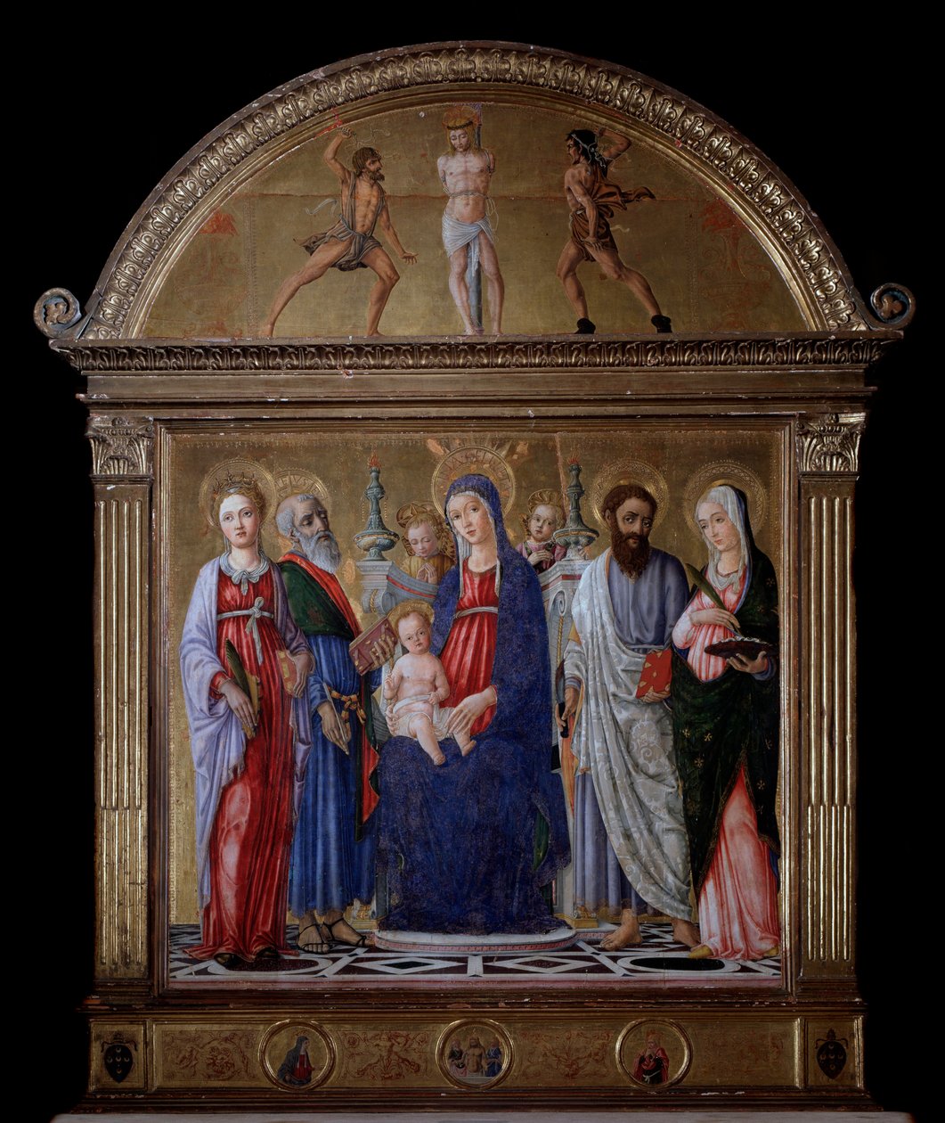 Virgem com criança e São Bartolomeu, Santa Catarina, Santa Lúcia e São Mateus - Altarpiece de Matteo di Giovanni di Bartolo