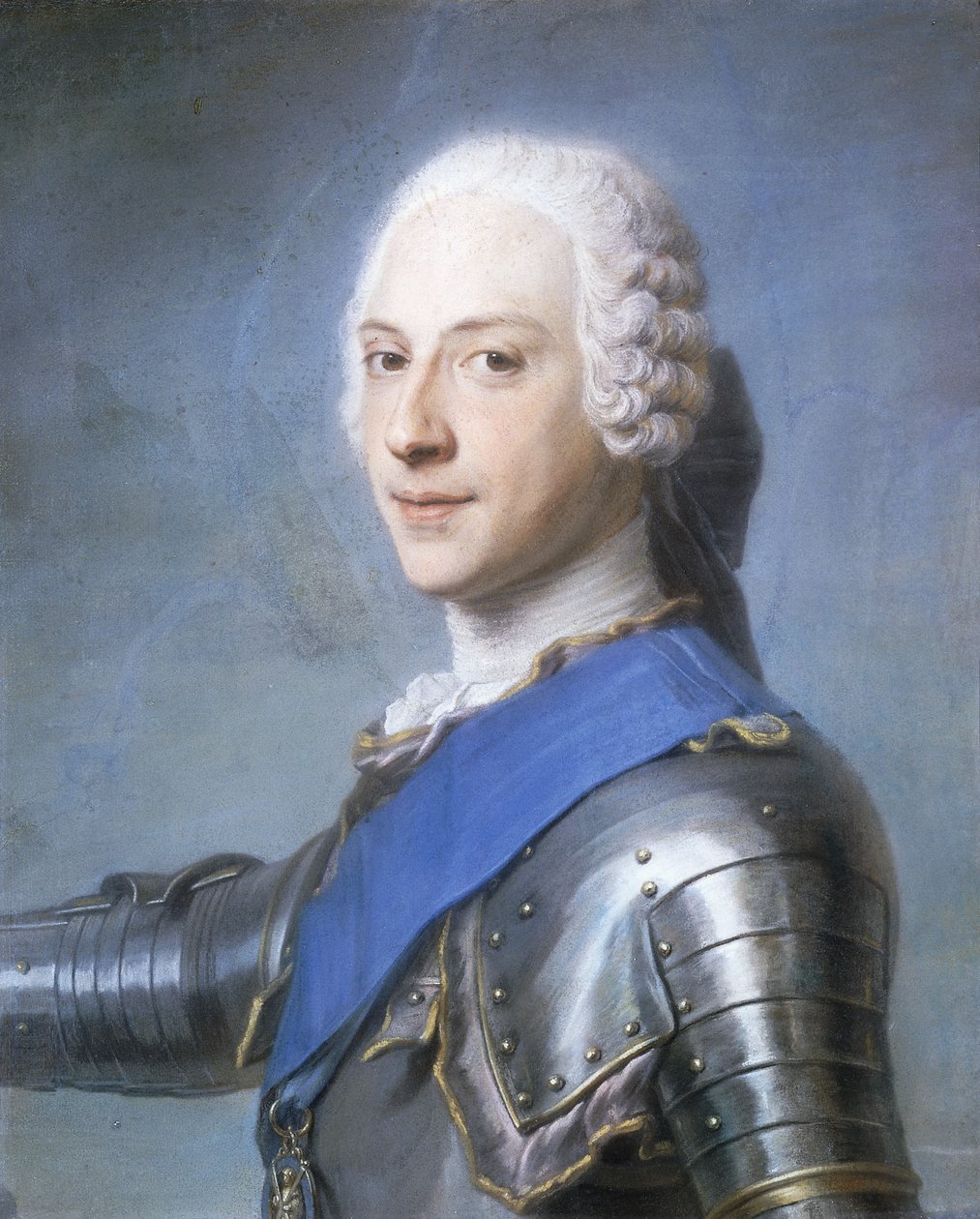 Retrato do príncipe Charles Edward Stuart, comprimento do busto, em perfil à esquerda, cabeça virada para frente, braço direito levantado, de Maurice Quentin de La Tour