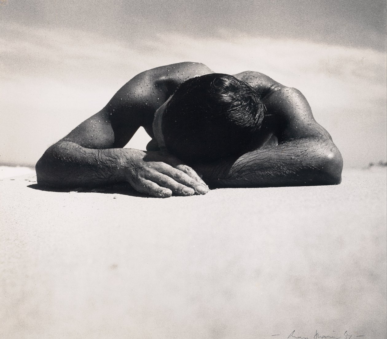 Sunbaker de Max Dupain