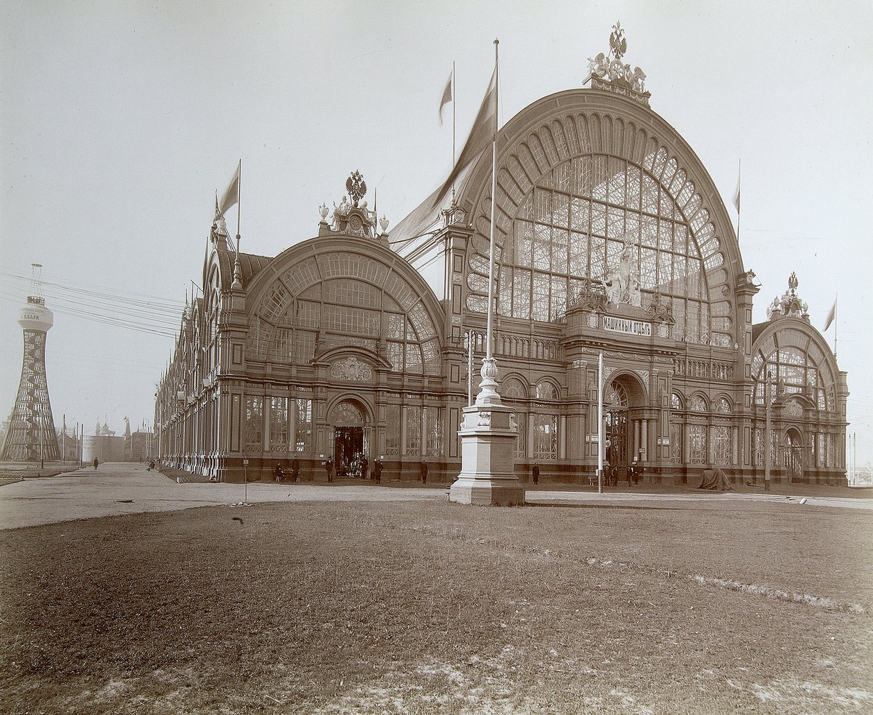 Canto das máquinas, a Exposição All-Russia, Nizhny Novgorod, Rússia, 1896. de Maxim Dmitriev