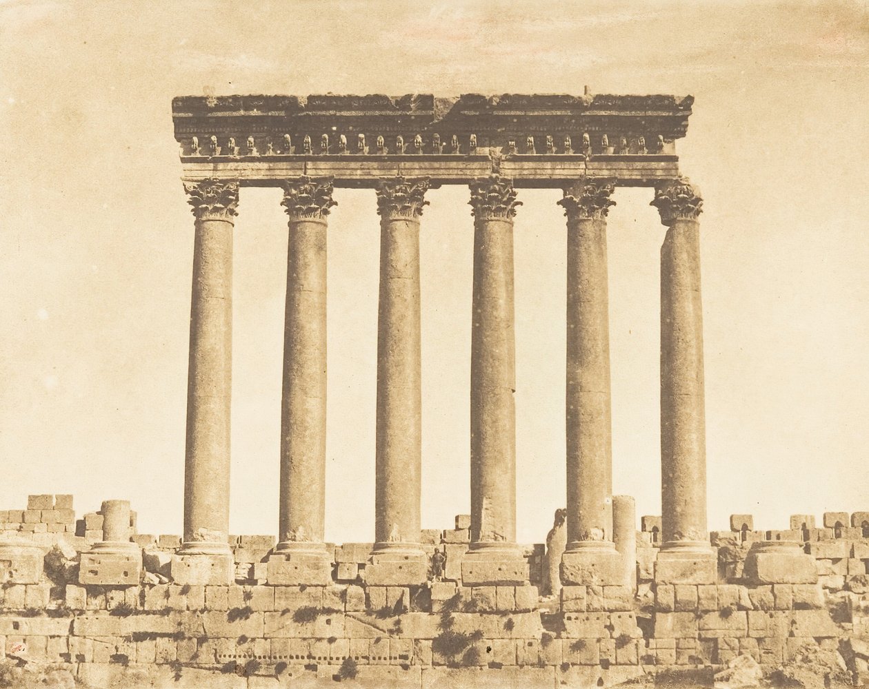 Colonnade of the Temple of the Sun, Baâlbek Heliopolis, 15 de setembro de 1850. de Maxime Du Camp