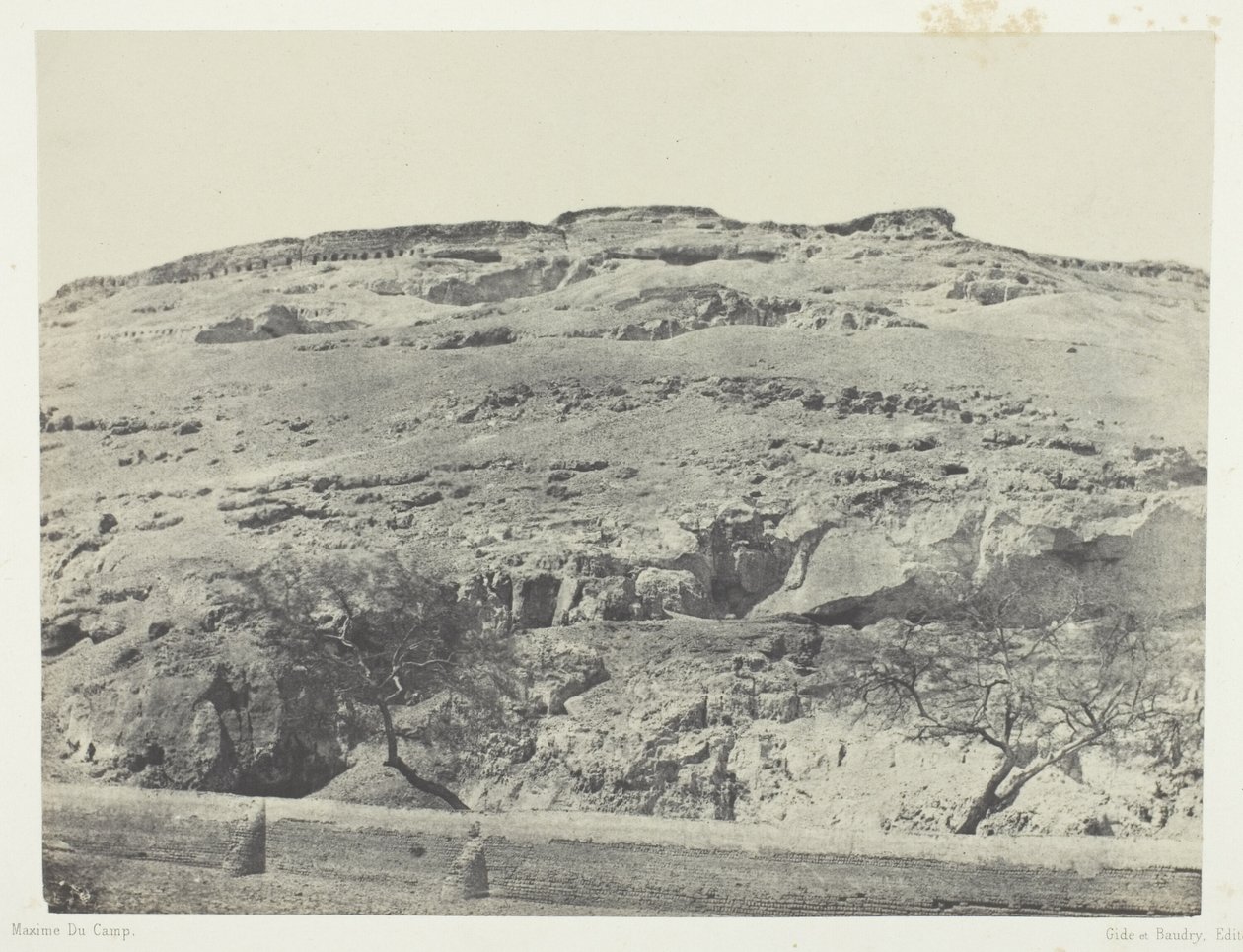 Necrópole da antiga Licópolis, Alto Egito, chapa 12 do álbum "Egypte, Nubie, Palestine et Syrie" (1852) de Maxime Du Camp