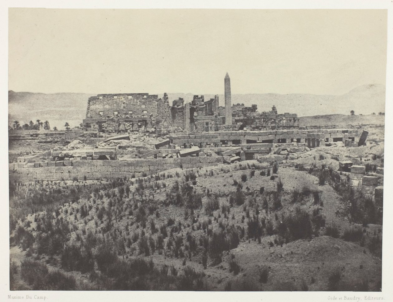 Palácio de Carnac, vista geral das ruínas, vista de leste; Tebas, prancha 31 do álbum «Egipto, Núbia, Palestina e Síria» (1852) de Maxime Du Camp