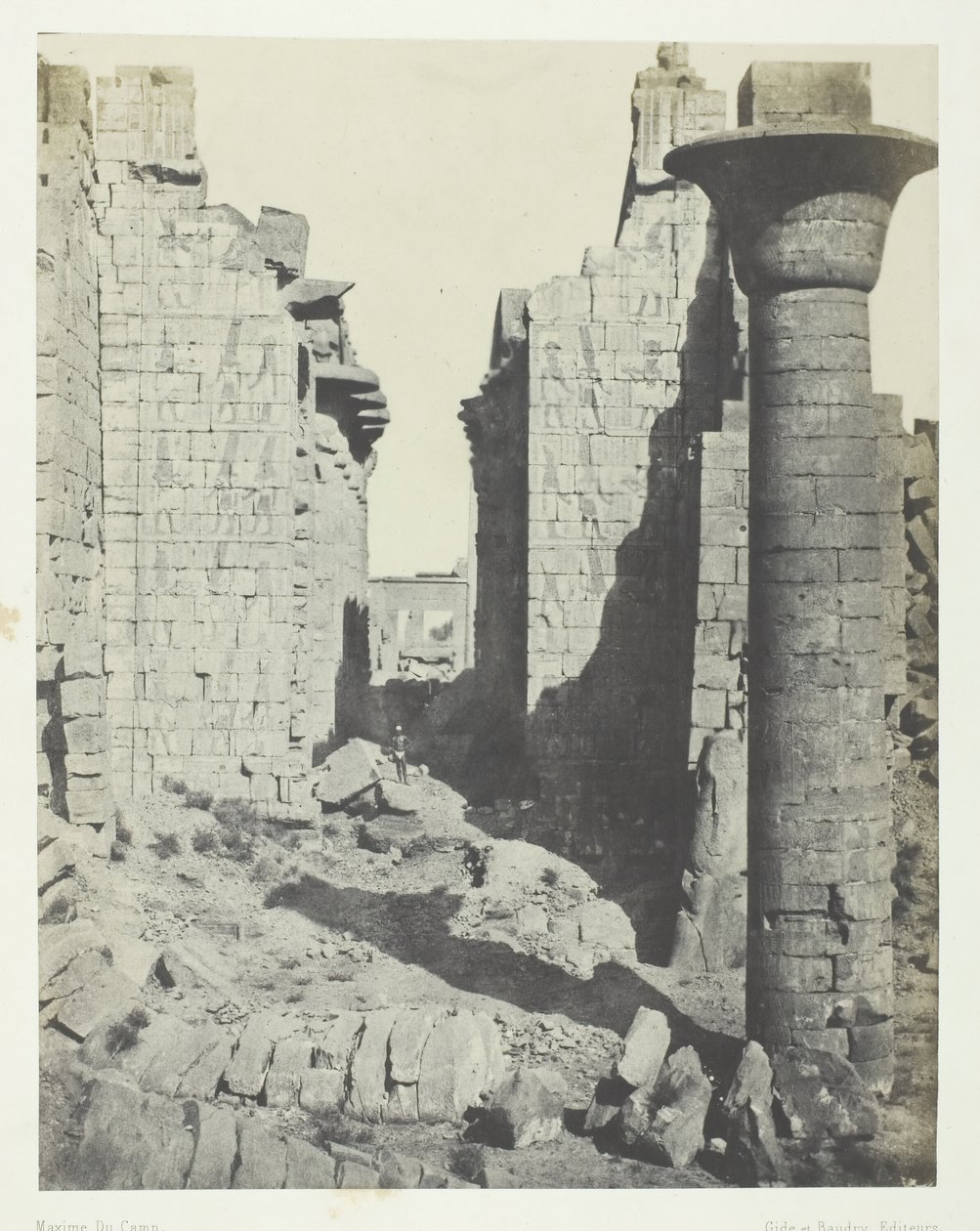 Karnak Palace, Court of the Bubastites e Main Entrance to the Hypostyle Hall, Thebes, 184951. de Maxime Du Camp