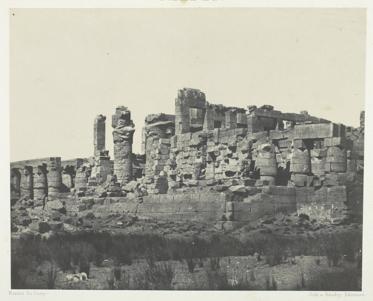 Karnak Palace, Hypostyle Hall, Taken from the Northeast Corner, Thebes, 1849-1951, impresso em 1852. de Maxime Du Camp