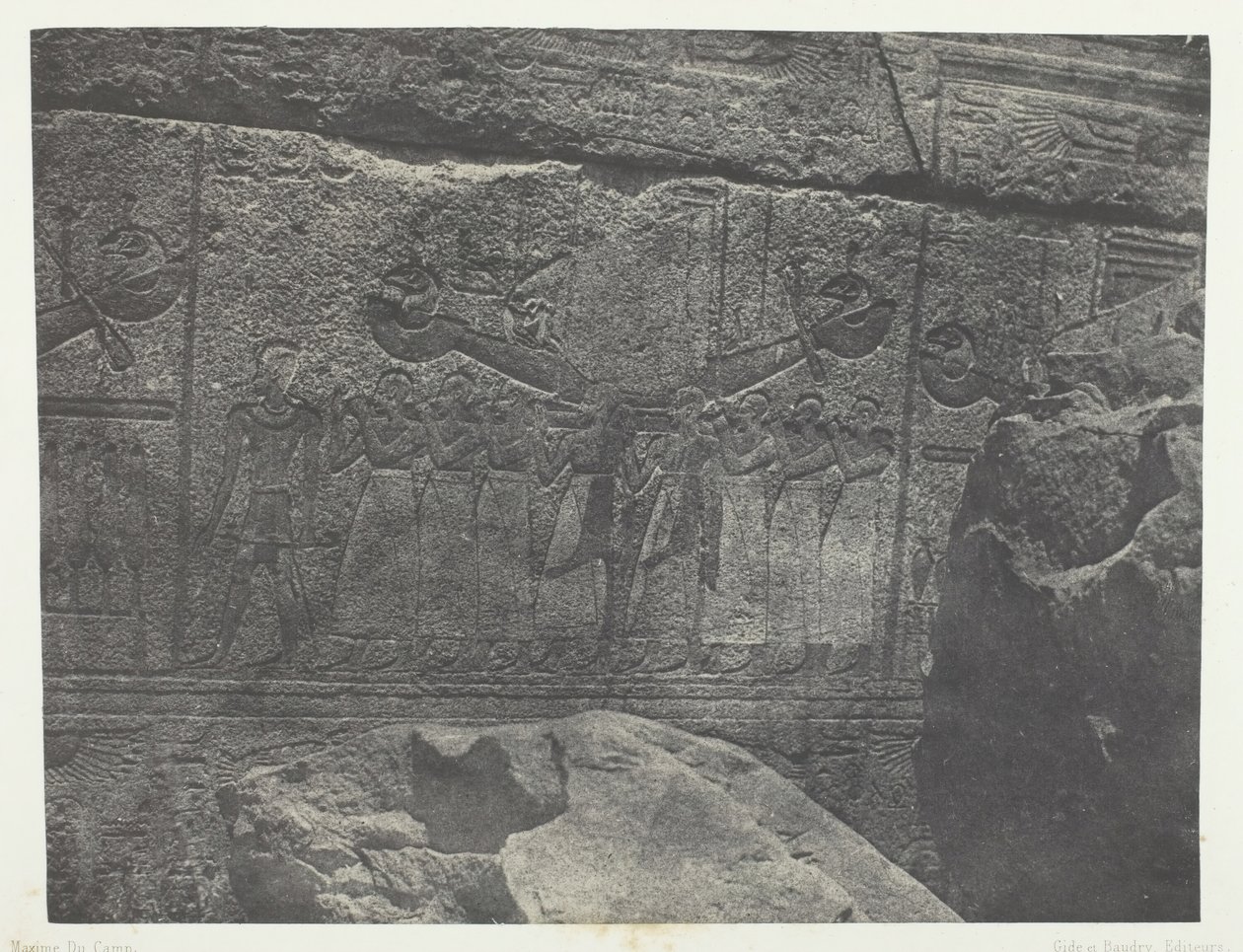 Karnak Palace, Exterior Sculptures of the Granite Sanctuary, Thebes, 184951, impresso em 1852. de Maxime Du Camp