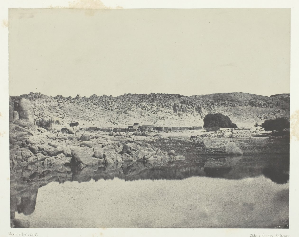 North Bank of the Nile Village of Abu-Koli, View taken North of Philoe, Nubia, 184951. de Maxime Du Camp