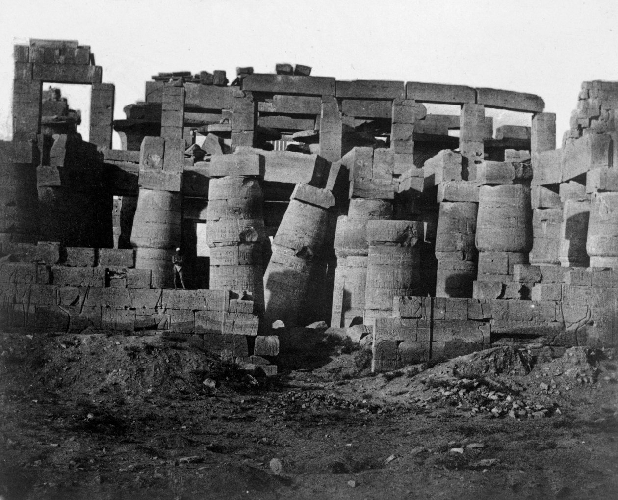 Ruínas do templo, Egito, 1852. de Maxime Du Camp