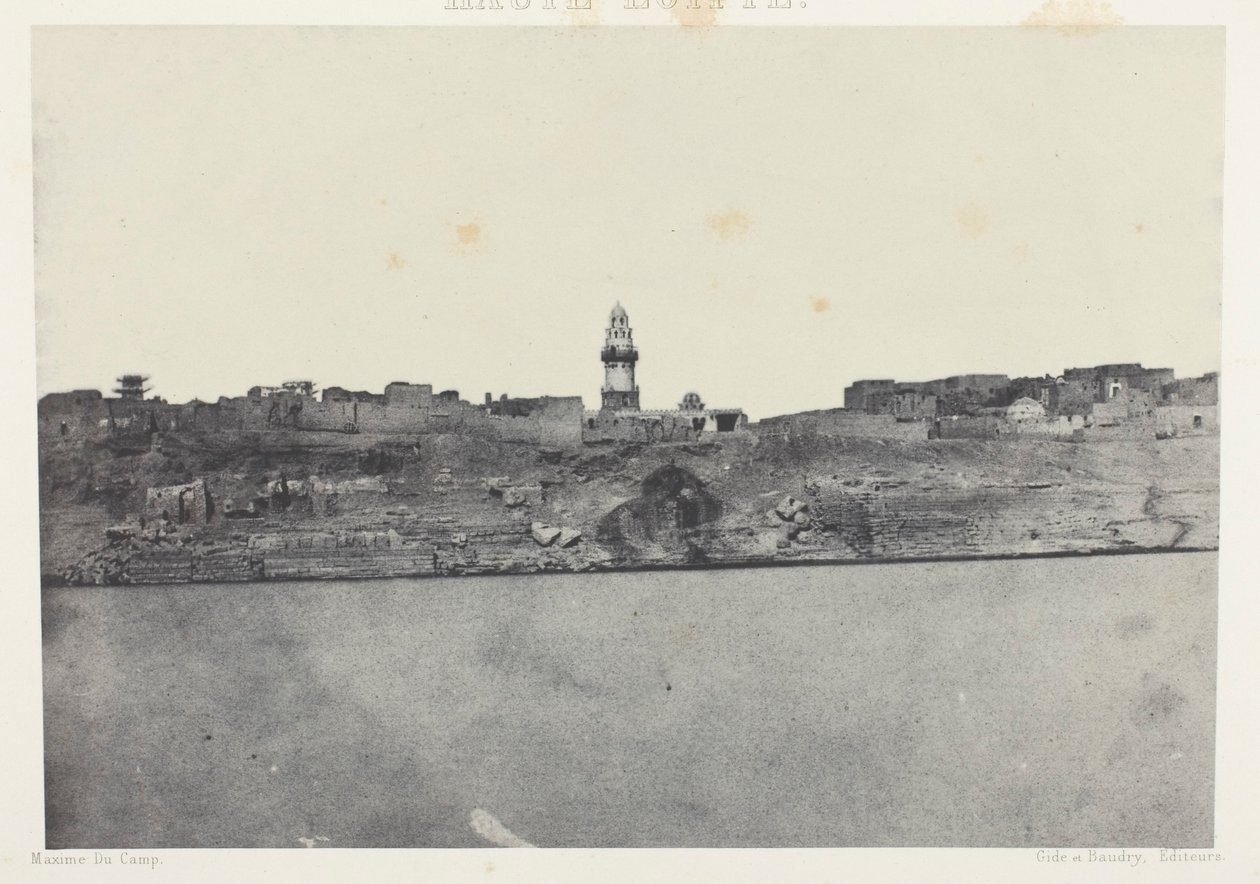Vista geral de Esneh, Alto Egito, chapa 64 do álbum "Egypte, Nubie, Palestine et Syrie" (1852) de Maxime Du Camp