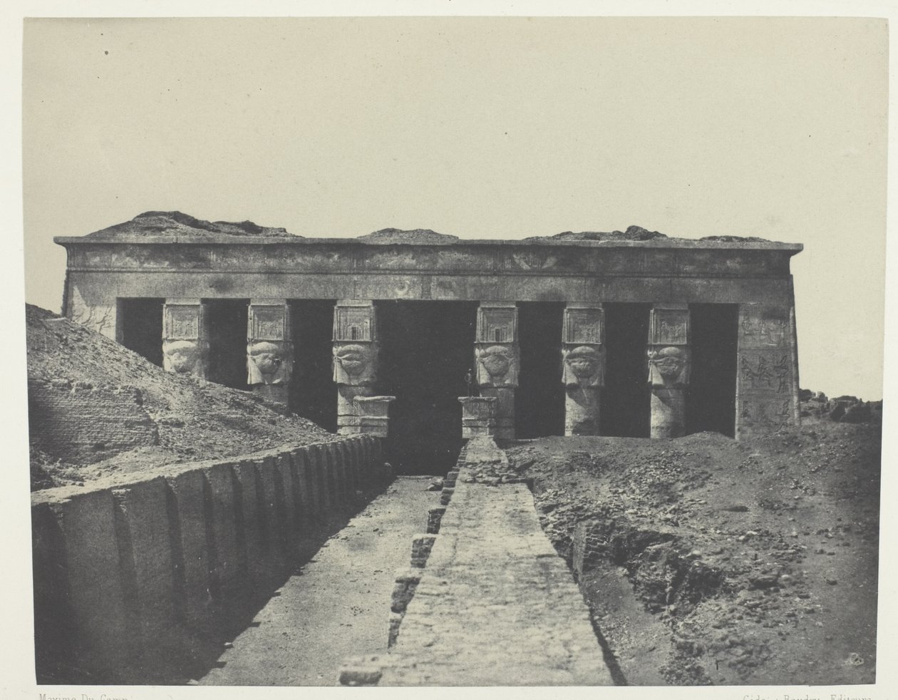 Vista Geral, Grande Templo de Dendera (Teutyres), Alto Egito de Maxime Du Camp