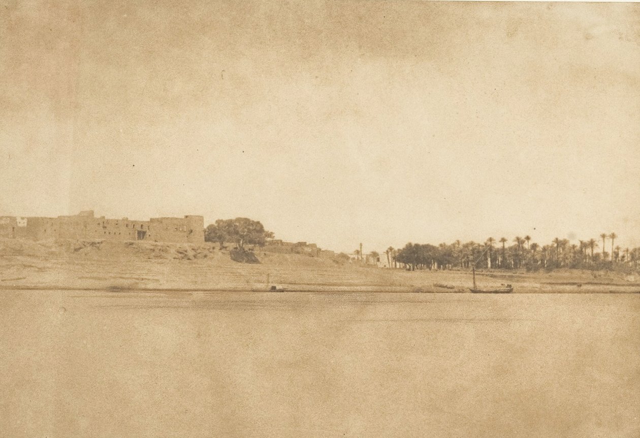 Vista geral do Esné No. 3, Ponto Norte, 1849-50. de Maxime Du Camp