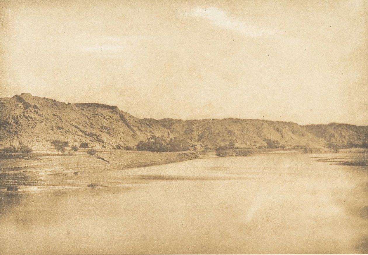 Vista tirada do sudeste de Philae - El-Bâb village, 1849-50. de Maxime Du Camp