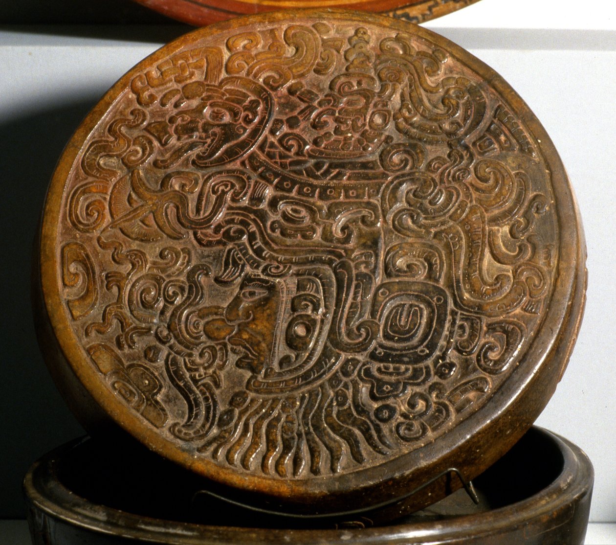 Funeral Vessel, Mundo Perdido (ceramic) de Mayan