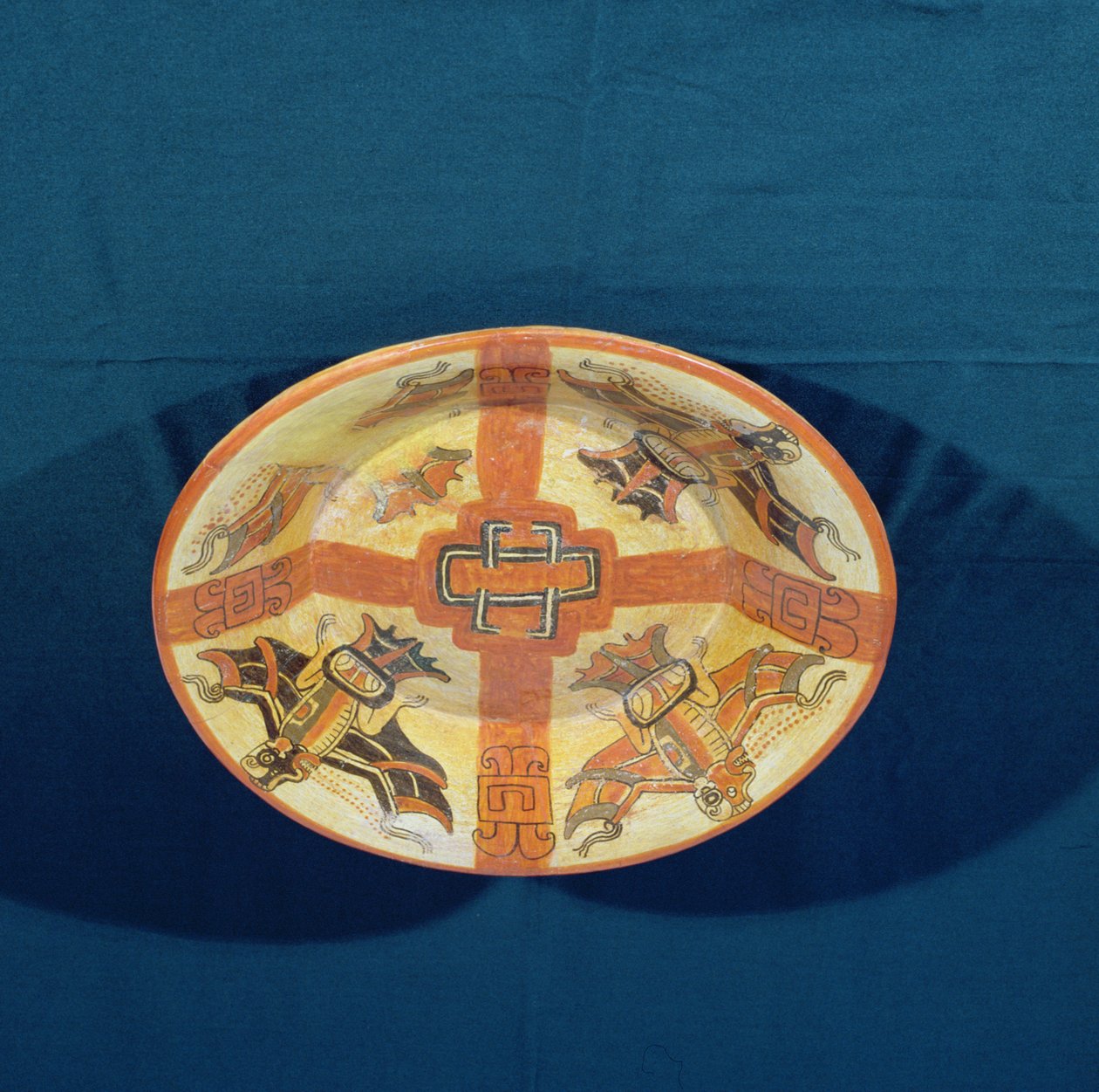Embarcação funerária encontrada em uma tumba de Balamku, península de Yucatan, México, período clássico inicial (300-600 dC) (terracota) de Mayan