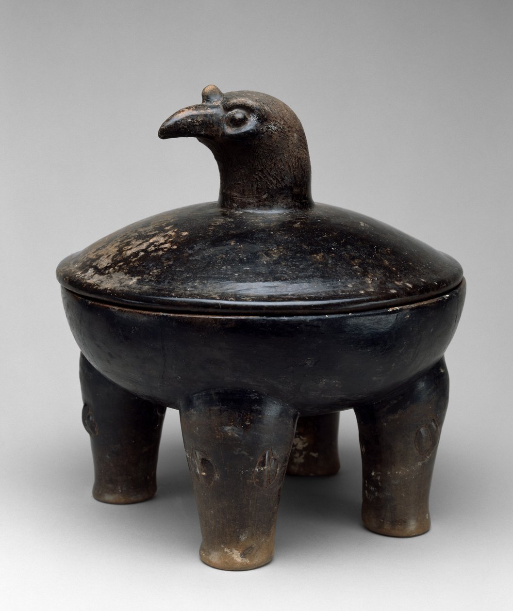 Bacia coberta com alça de cabeça de pássaro, Eatly Classic, 250-550 (barro) de Mayan