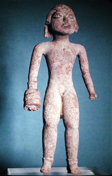 Estatueta de um jogador tlachtli com uma manopla na mão direita, do México, período pré-clássico, 1300-800 aC de Mayan